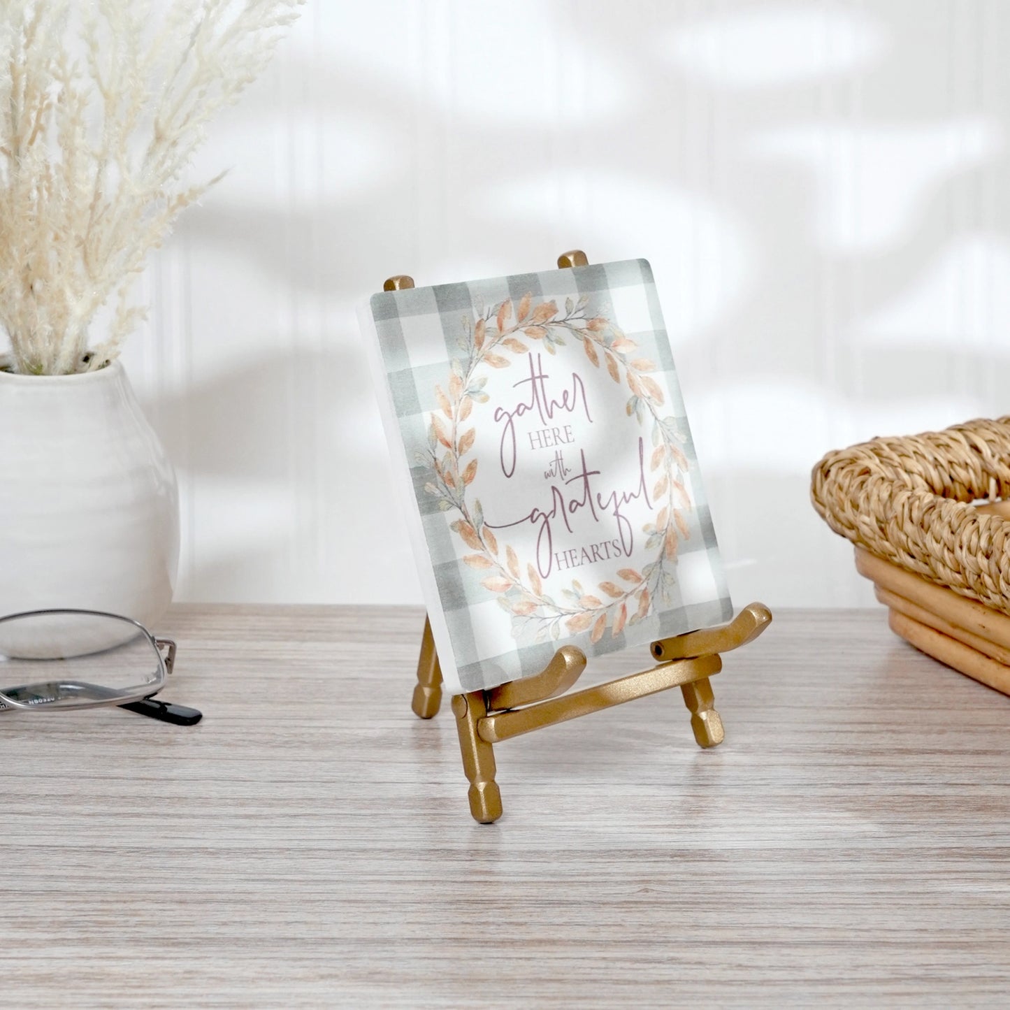 5" Gold Satin Metal Easel