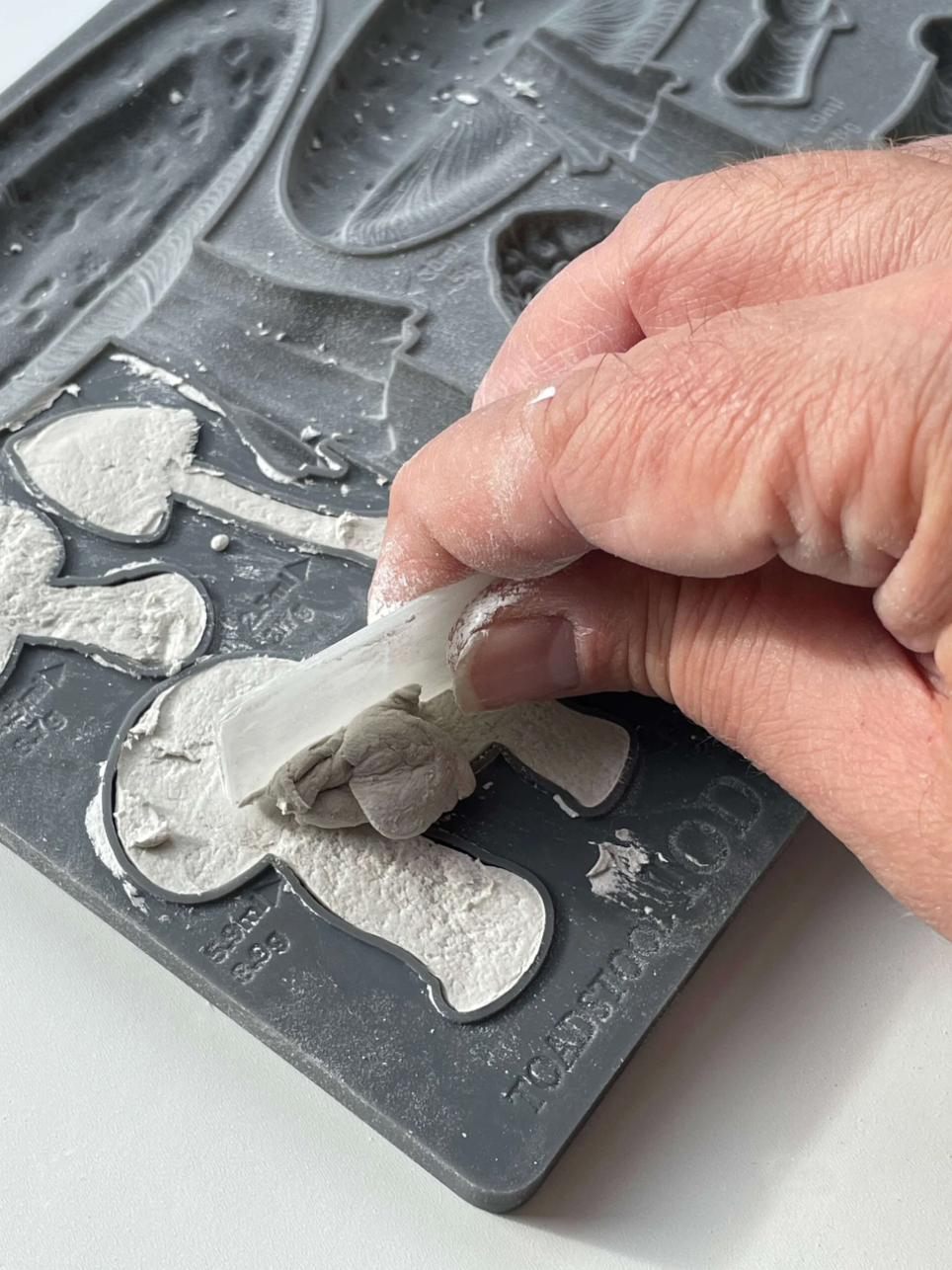 Toadstool 6x10 IOD Mould by Iron Orchid Designs