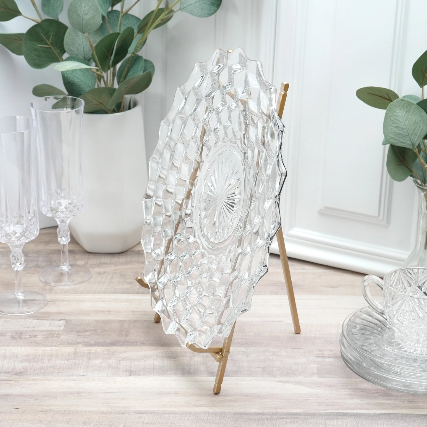 12" Gold Satin Metal Easel