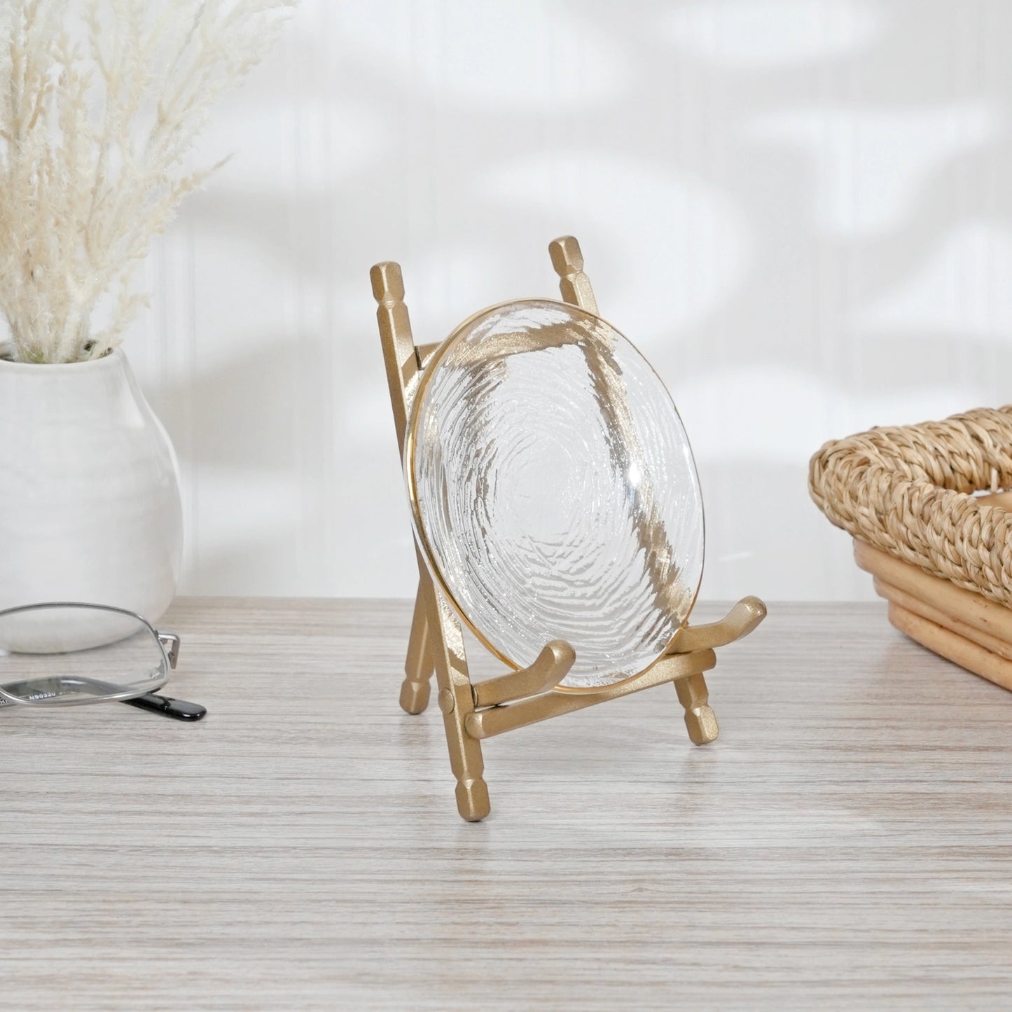 5" Gold Satin Metal Easel