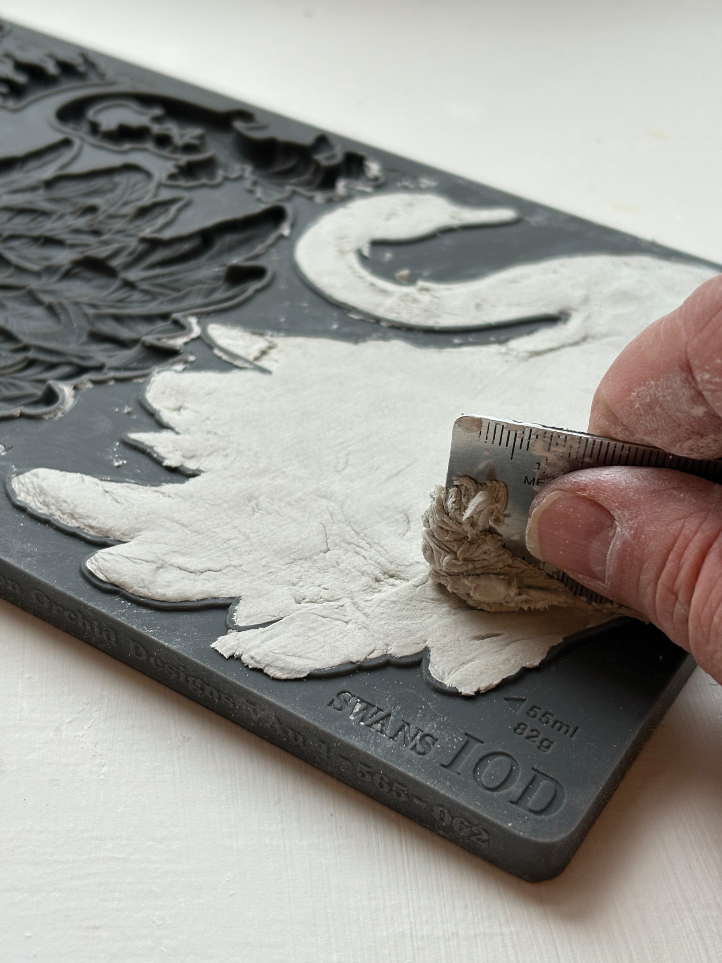 Swans 6x10 IOD Mould by Iron Orchid Designs - NEW!