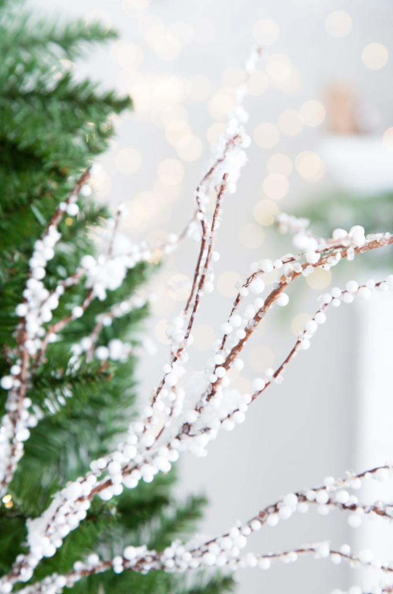 34" Snowy Berry/Twig Spray
