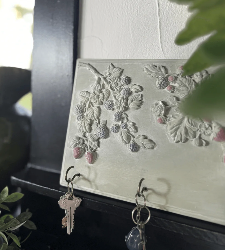 Wild Berries 6x10 IOD Mould by Iron Orchid Designs