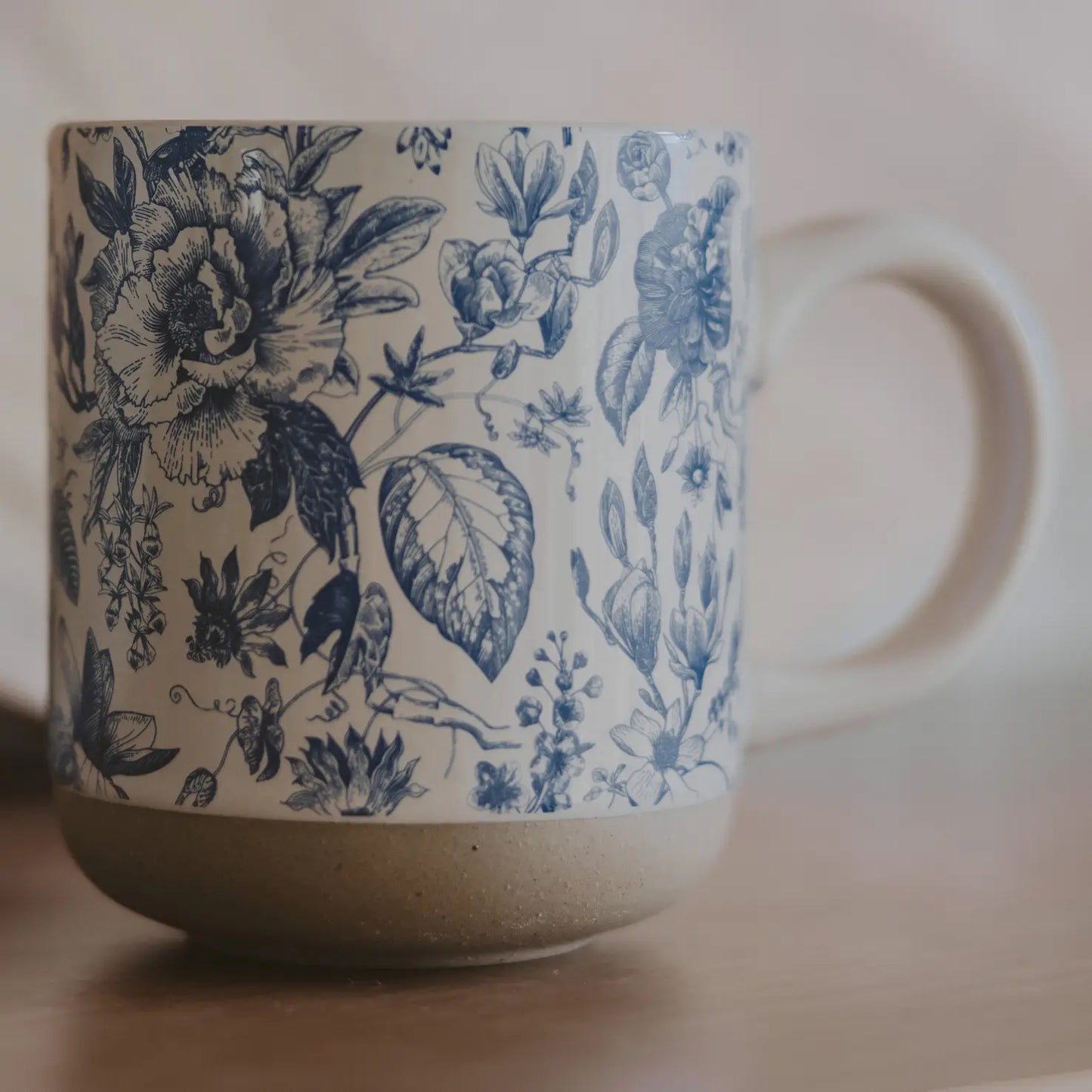 Blue Delft Stoneware Mug 14 oz