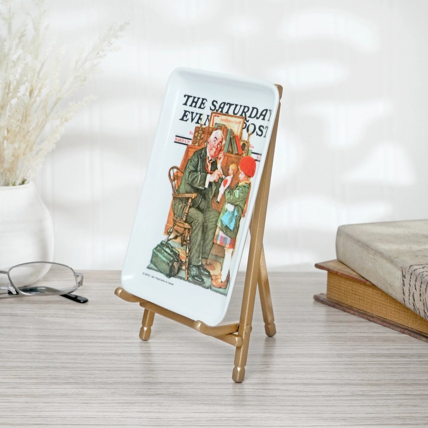 7" Gold Satin Metal Easel