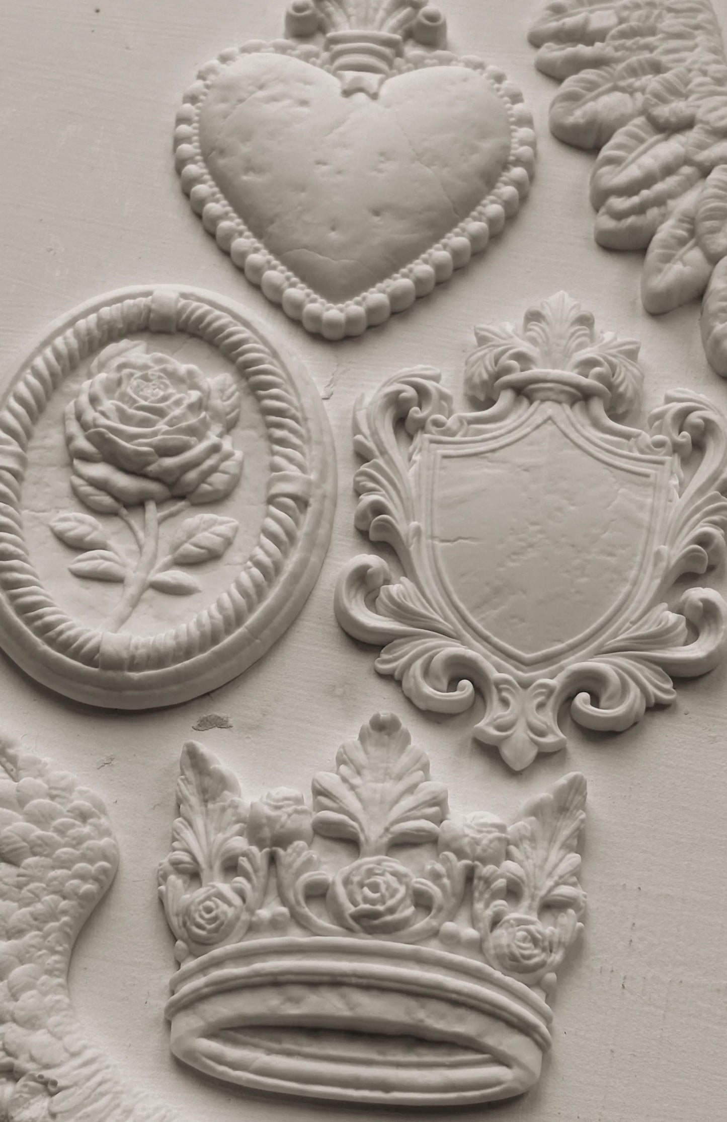Heraldry 6x10 IOD Mould by Iron Orchid Designs