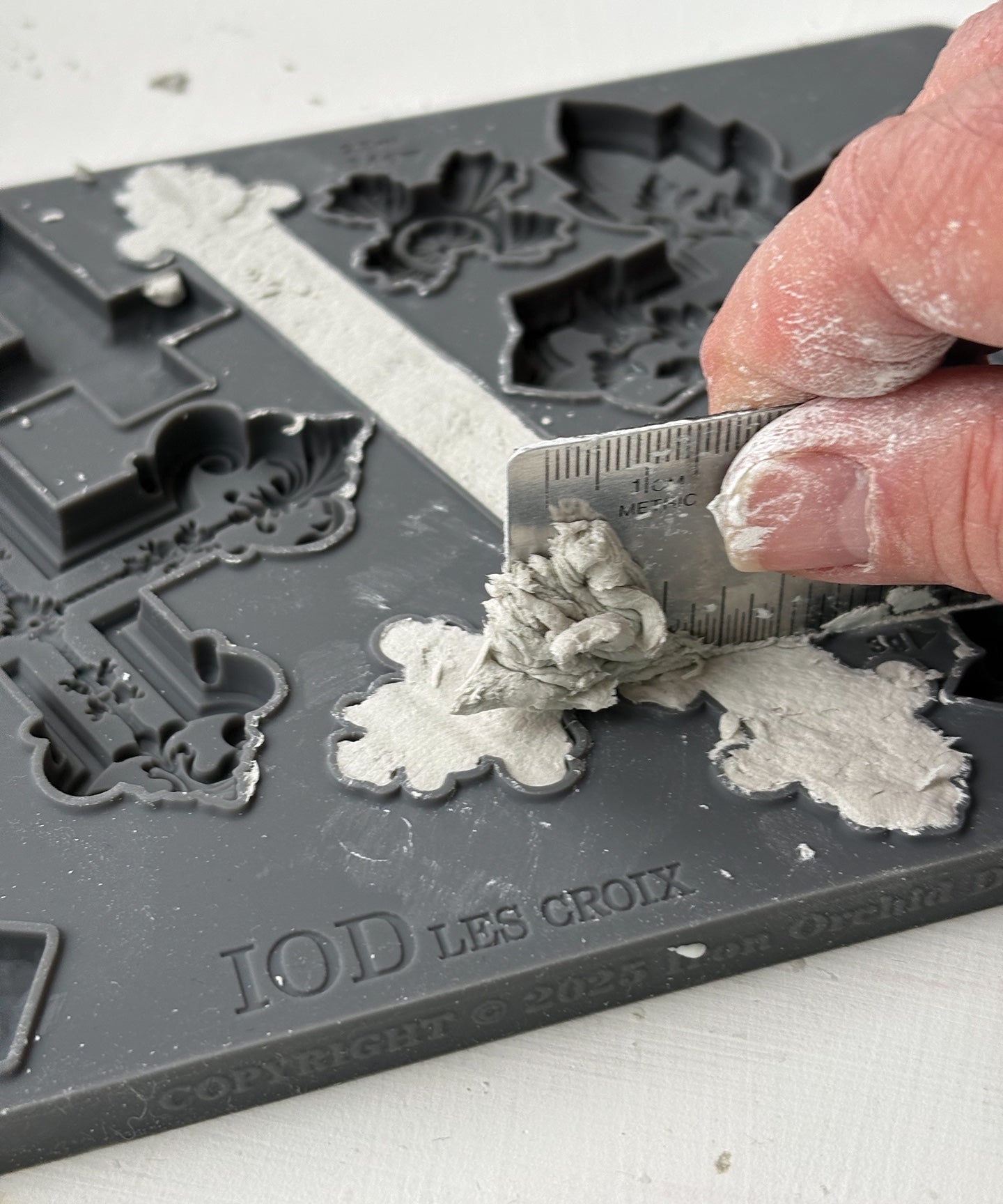 Les Croix 6x10 IOD Mould by Iron Orchid Designs