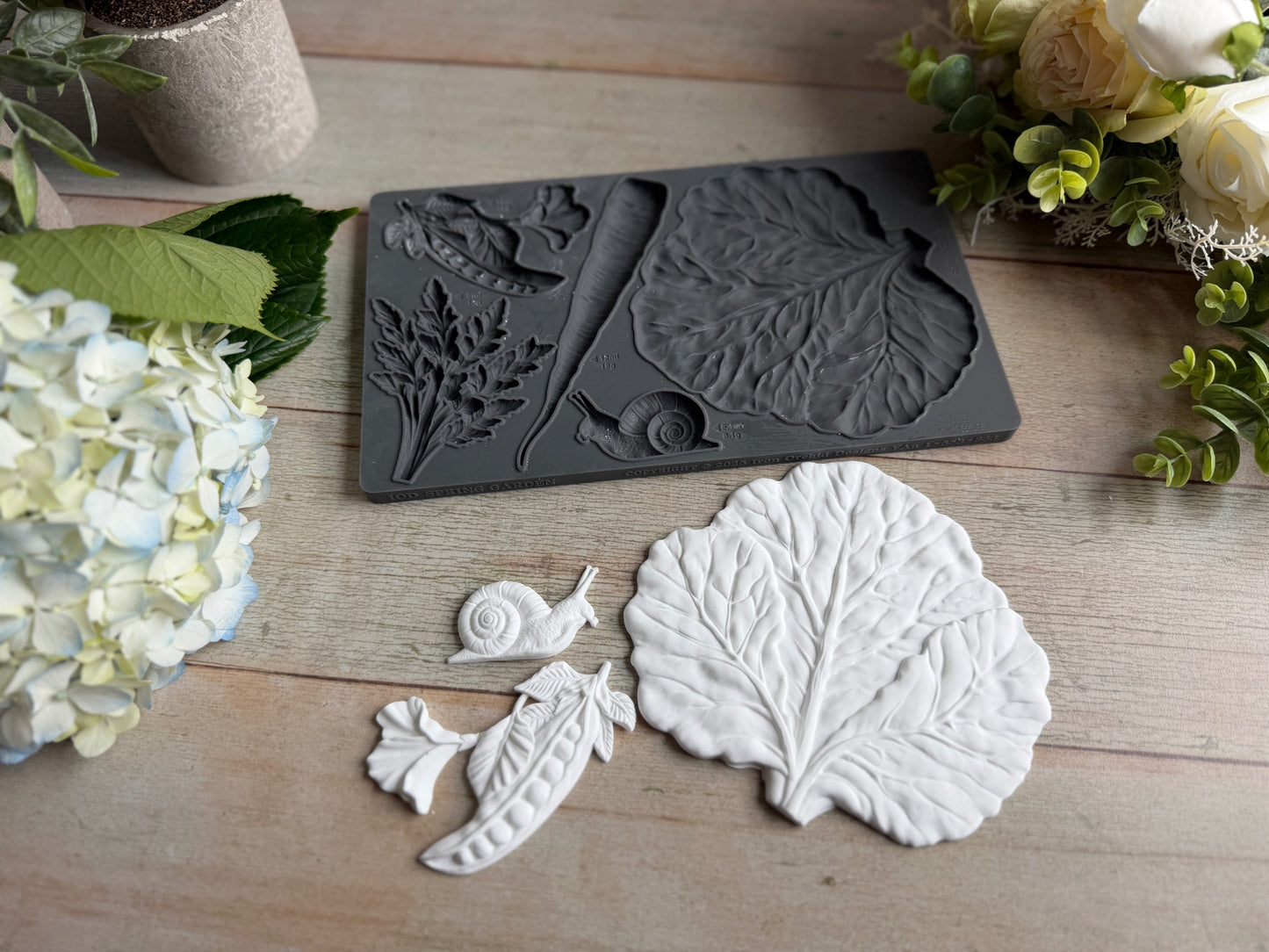 Spring Garden 6x10 IOD Mould by Iron Orchid Designs