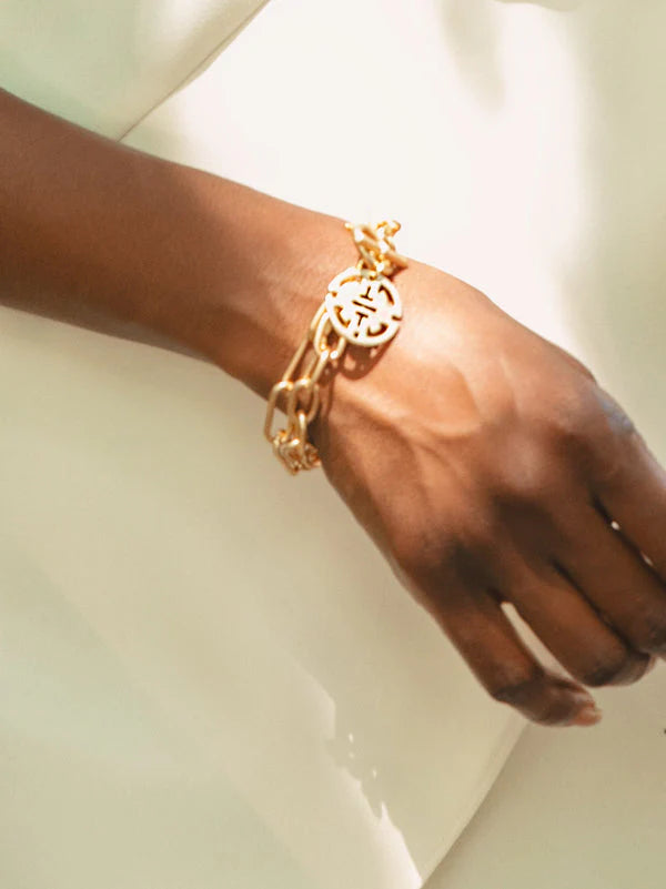 Traveling Charm Cable Link Bracelet - Gold